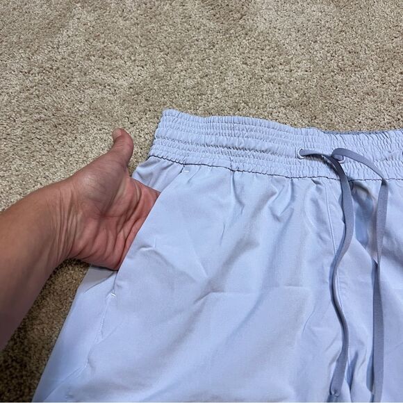 Women’s Lululemon Spring Break Away Shorts Size 4 - Picture 7 of 9